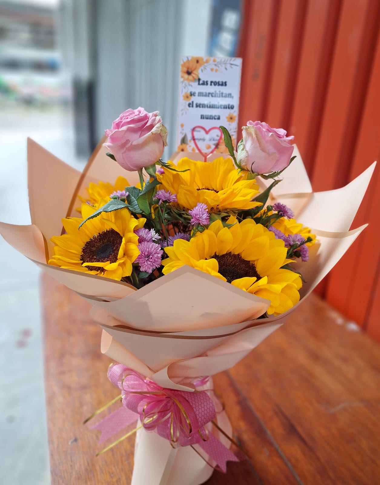 Ramo Buchon de Girasoles NATURAL